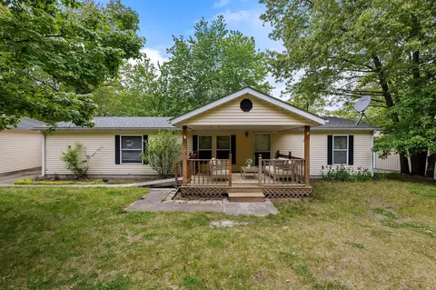 1282 E 950, Wheatfield, IN 46392