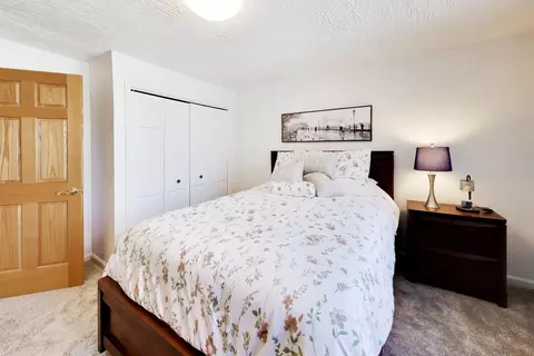 Bedroom - 8039 Forest Ave, Munster, IN 46321 photo 4 of 9