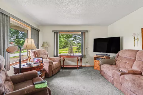Living - 305 W 35th Ave, Griffith, IN 46319 photo 1 of 1