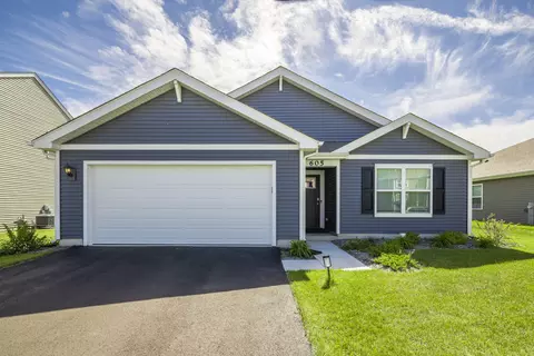 605 Ensign Pl, Hebron, IN 46341