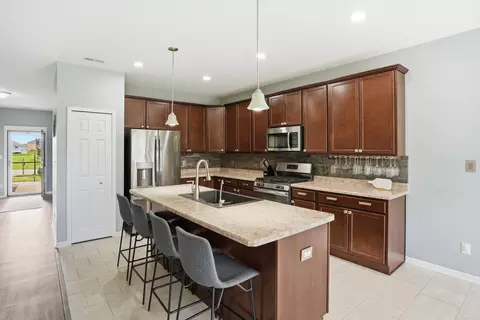 Kitchen - 15144 W 102nd Ave, Dyer, IN 46311 photo 1 of 4
