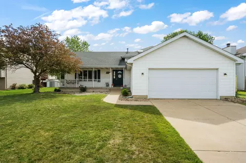 8987 Calhoun Pl, Crown Point, IN 46307