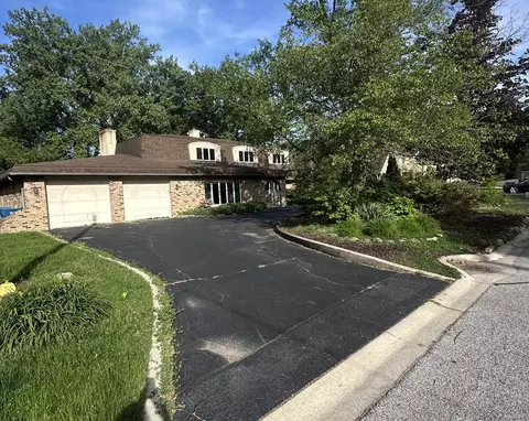 2621 Hickory Dr, Dyer, IN 46311