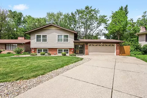 5300 Garfield St, Merrillville, IN 46410