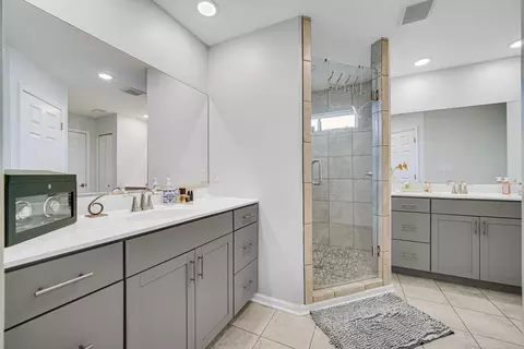Bath - 5833 Lancaster St, Crown Point, IN 46307 photo 1 of 2