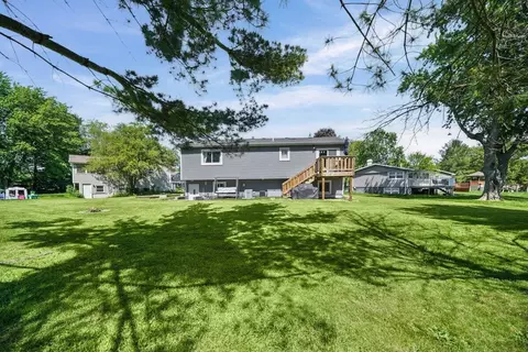 Exterior - 3160 Westwind Ct, Crown Point, IN 46307 photo 5 of 11