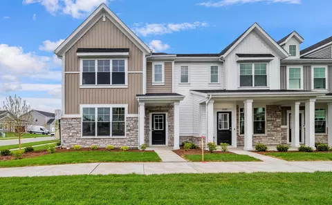 13065 Carolina St, Crown Point, IN 46307