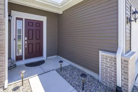 11075 Thomas St, Crown Point, IN 46307 photo 3