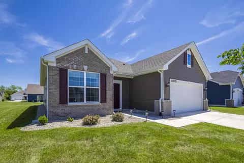 11075 Thomas St, Crown Point, IN 46307 photo 2