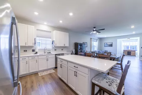11075 Thomas St, Crown Point, IN 46307 photo 5