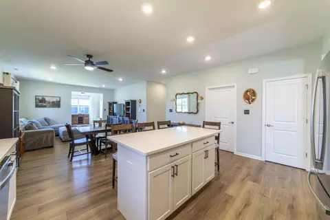 11075 Thomas St, Crown Point, IN 46307 photo 9