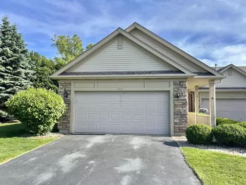 1261 Bluebell Trl, Schererville, IN 46375