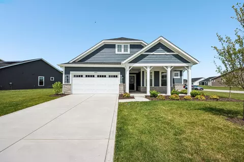 5002 Red Rock Ln, Schererville, IN 46375