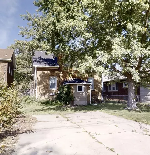 Exterior - 323 Garfield St, Gary, IN 46404 photo 3 of 4