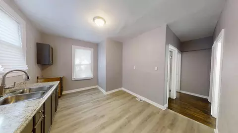 Entry Way - 323 Garfield St, Gary, IN 46404 photo 2 of 7