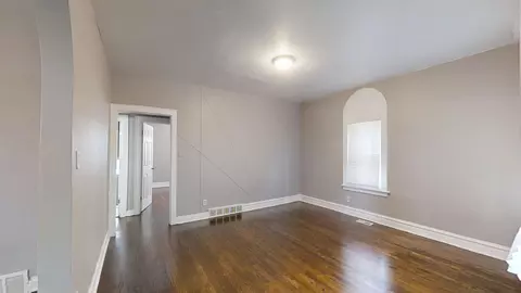 Living - 323 Garfield St, Gary, IN 46404 photo 1 of 3