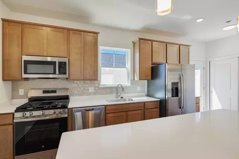 Kitchen - 6221 Brook Ave, Portage, IN 46368 photo 2 of 3