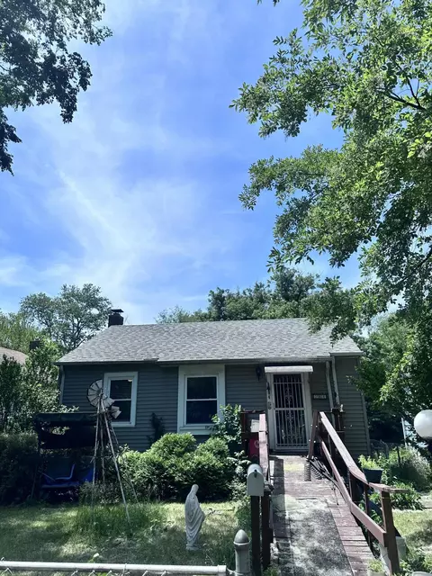 286 Tompkins St, Gary, IN 46406