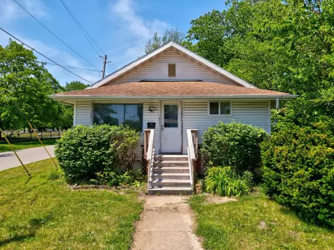 529 Jackson St, Michigan City, IN 46360