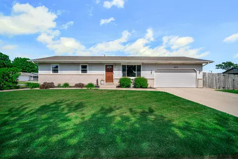 3273 Morningside St, Portage, IN 46368