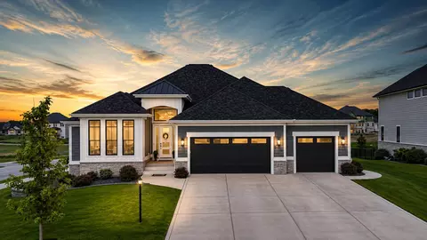 13460 Camas Dr, Saint John, IN 46373