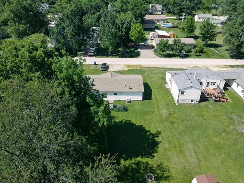 View/Area - 605 E Washington St, Morocco, IN 47963 photo 2 of 3