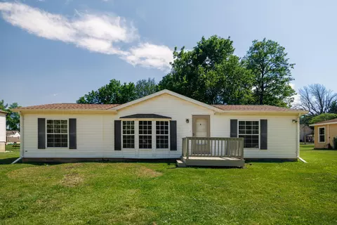 605 E Washington St, Morocco, IN 47963