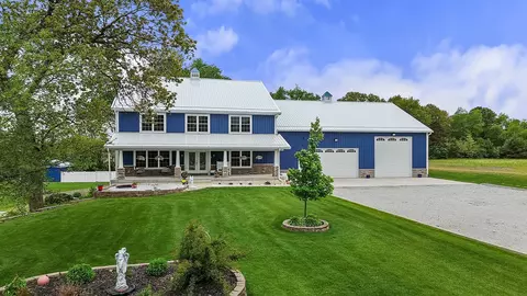 1613 W 940, Lake Village, IN 46349