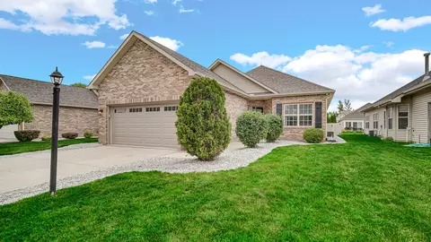 7628 E 103rd Dr, Crown Point, IN 46307