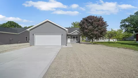 2865 Benton St, Lake Station, IN 46405