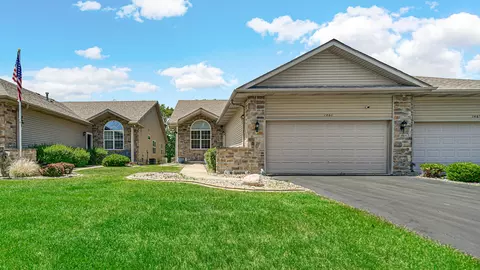 1461 Mybeck Pl, Crown Point, IN 46307