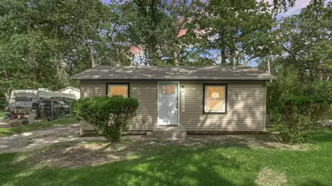 2355 Plymouth St, Portage, IN 46368