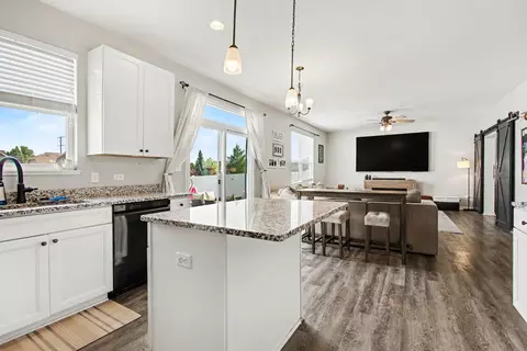 Kitchen - 9172 Briar Ln, Saint John, IN 46373 photo 1 of 3