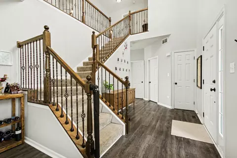 Entry Way - 9172 Briar Ln, Saint John, IN 46373 photo 1 of 3