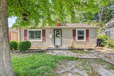 2933 Cleveland Ave, Michigan City, IN 46360