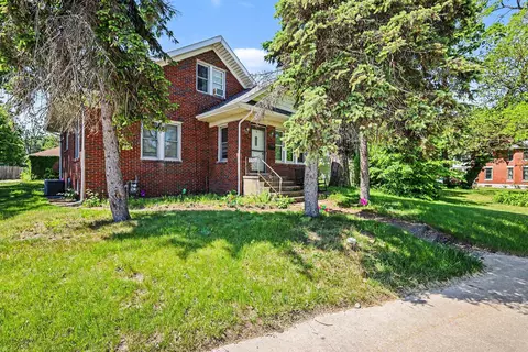 1807 E Michigan Blvd, Michigan City, IN 46360