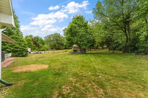 Exterior - 7459 Spring Ct, De Motte, IN 46310 photo 6 of 13