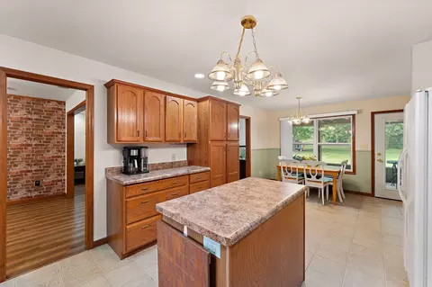 Kitchen - 7459 Spring Ct, De Motte, IN 46310 photo 2 of 4