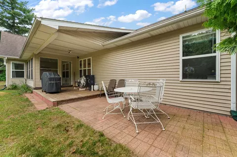 Exterior - 7459 Spring Ct, De Motte, IN 46310 photo 5 of 13
