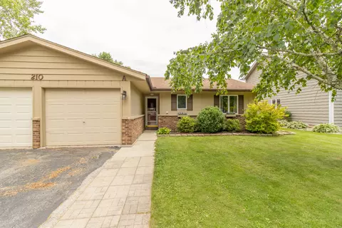 210 Clinton St #A, Lowell, IN 46356