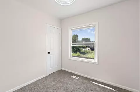 Bedroom - 553 555 Rhode Island Ct, Gary, IN 46402 photo 4 of 12