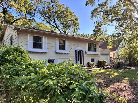 714 Washington Park Blvd, Michigan City, IN 46360