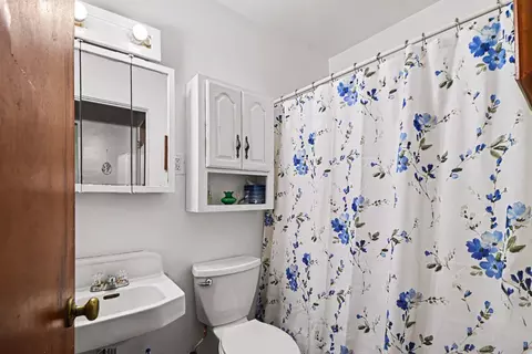 Bath - 206 S Adams St, Hebron, IN 46341 photo 1 of 1