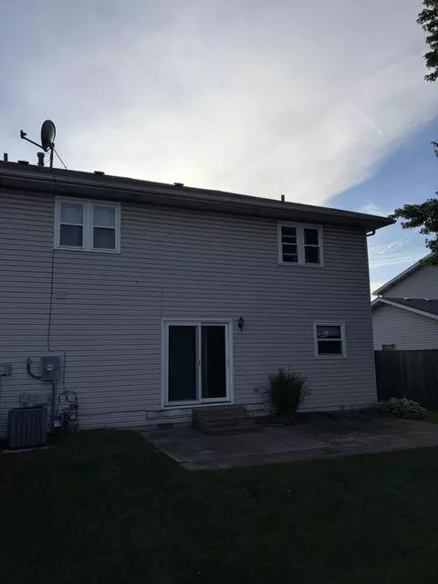 855 N Elmer St, Griffith, IN 46319 photo 3