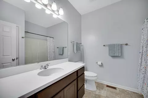 Bath - 10280 California St, Crown Point, IN 46307 photo 2 of 3