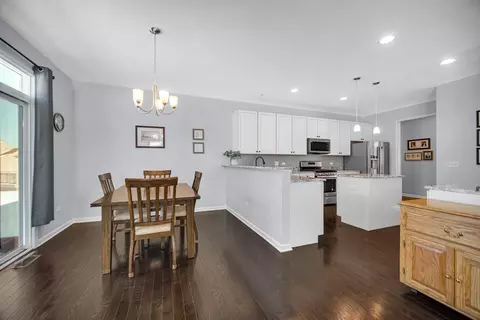 Dining - 10280 California St, Crown Point, IN 46307 photo 3 of 3