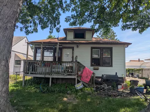 6525 Delaware Ave, Hammond, IN 46323