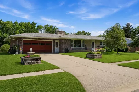 3770 E 34th Pl, Hobart, IN 46342