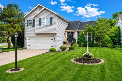 358 Cori Ct, Valparaiso, IN 46383