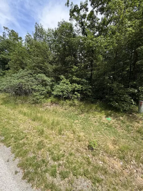 10411 Cynthia Ln, Wheatfield, IN 46392 photo 2